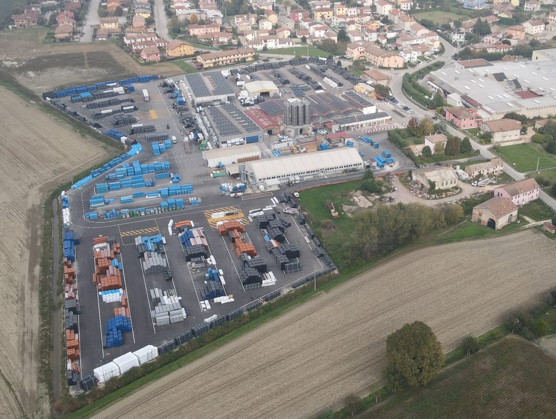vista aerea dello stabilimento Lareter di Fiesso Umbertiano