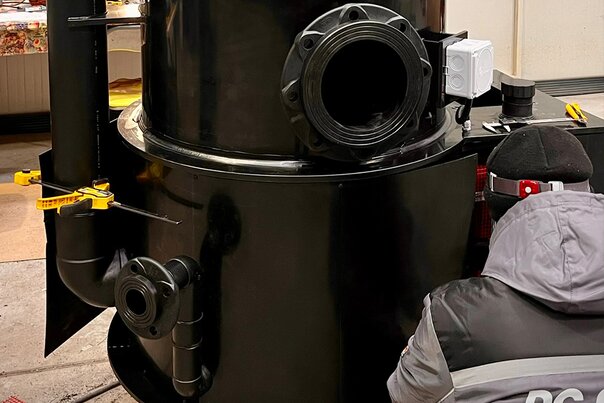 Flange 3+: Realizzazione di serbatoi in HDPE per impianto fusione del Rame - Pirdop, Bulgaria