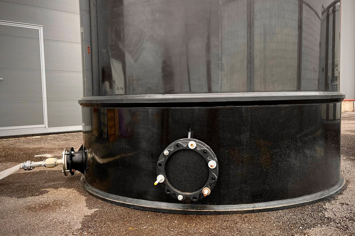Flange 3+: Realizzazione di serbatoi in HDPE per impianto fusione del Rame - Pirdop, Bulgaria