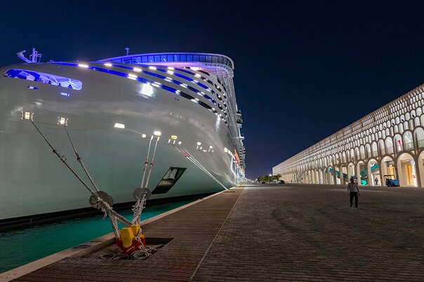 FIP and Lareter solutions under the sea of Doha immersive experience at the Cruise Terminal aquarium, Qatar